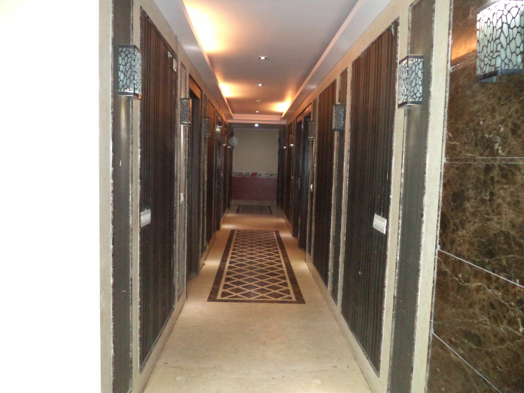 Hotel OYO 6467 Kochar Plaza Delhi  Exterior foto