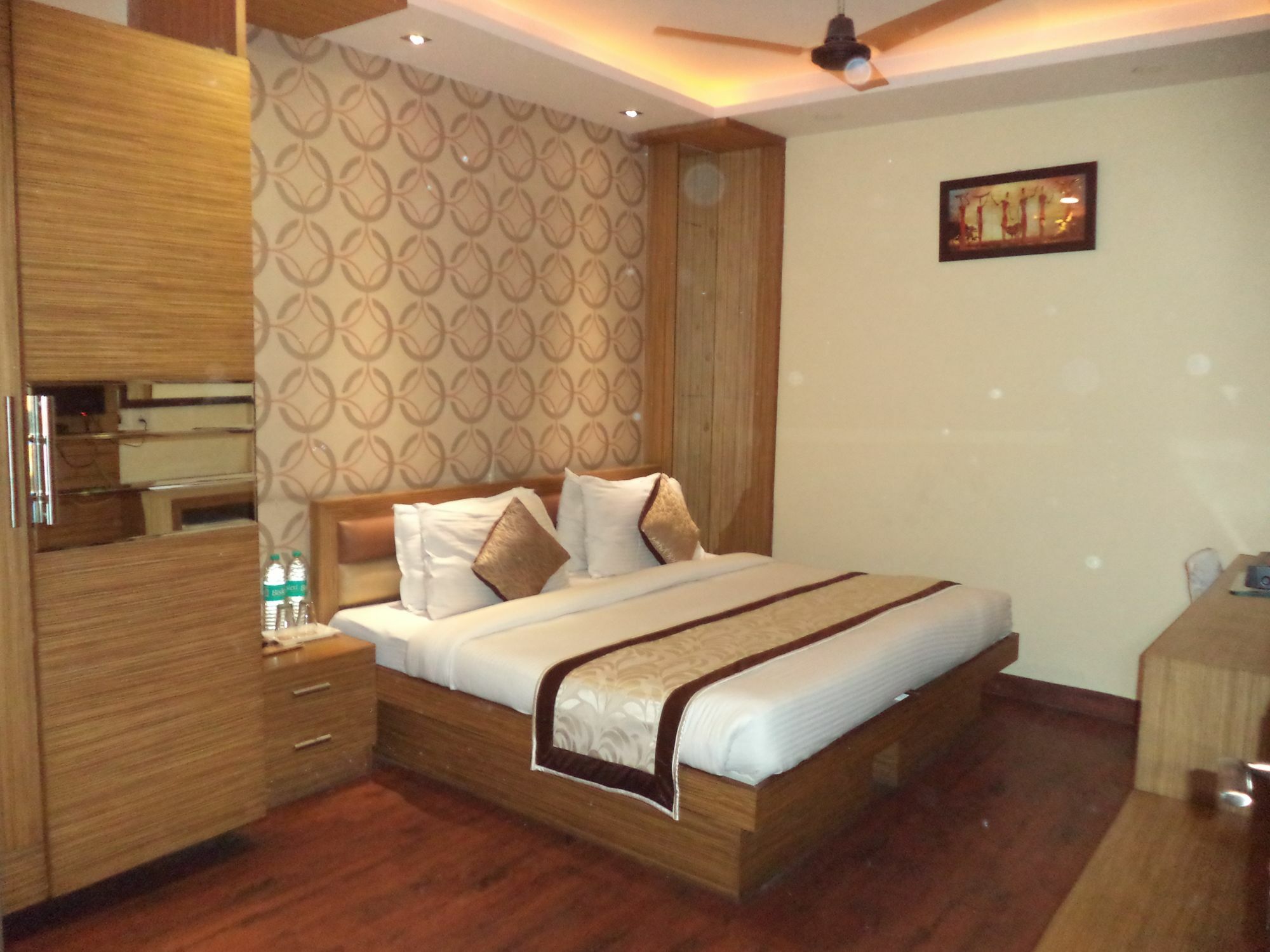 Hotel OYO 6467 Kochar Plaza Delhi  Exterior foto
